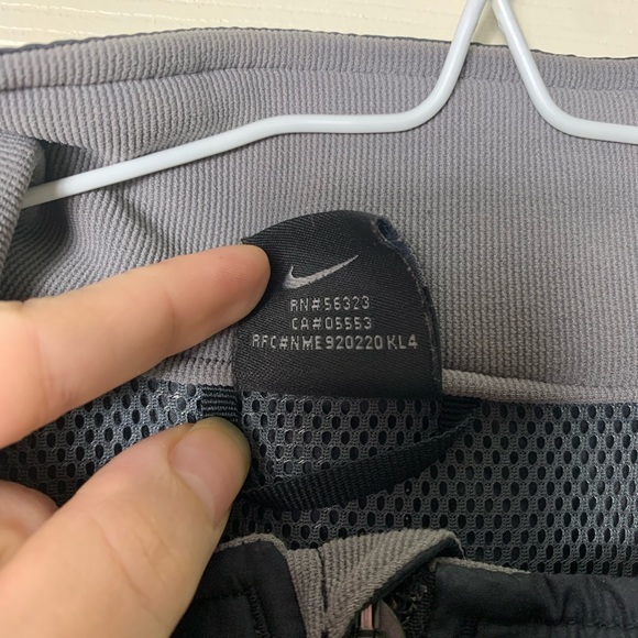 Vintage Nike | Spring 2003 Grey / Black Stretch Panel Track Jacket - Large - Picture 7 of 9